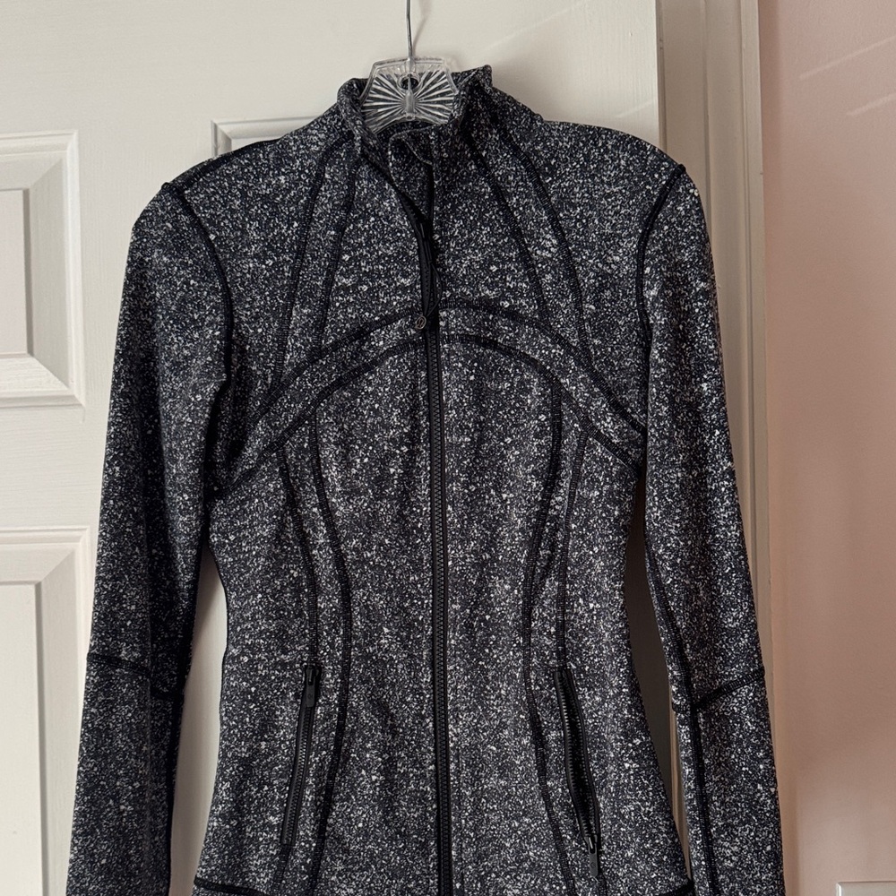 Women's Black & White fitted Lulu Lemon Define Jacket